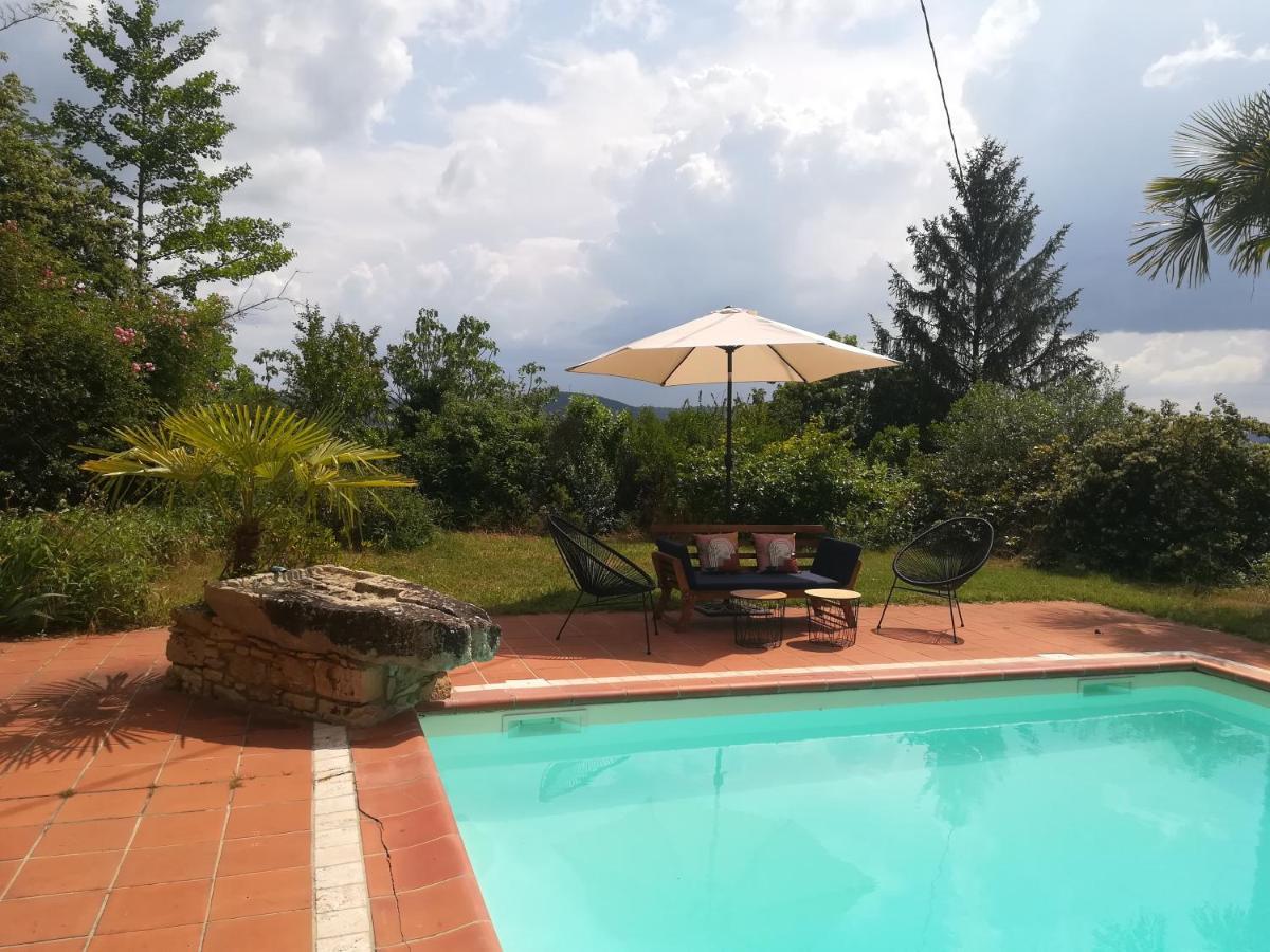 Le Baron Perche Villa Saint-Cyprien  Exteriör bild