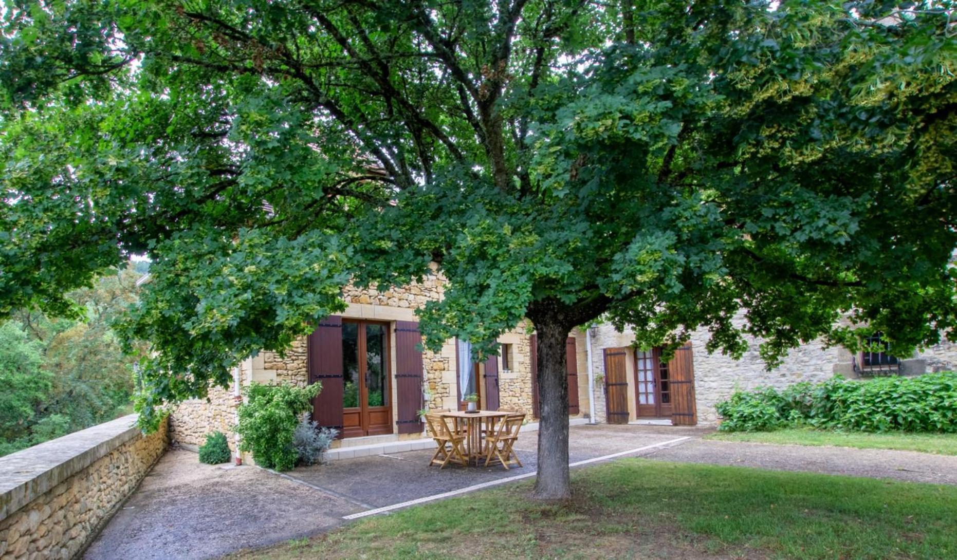 Le Baron Perche Villa Saint-Cyprien  Exteriör bild