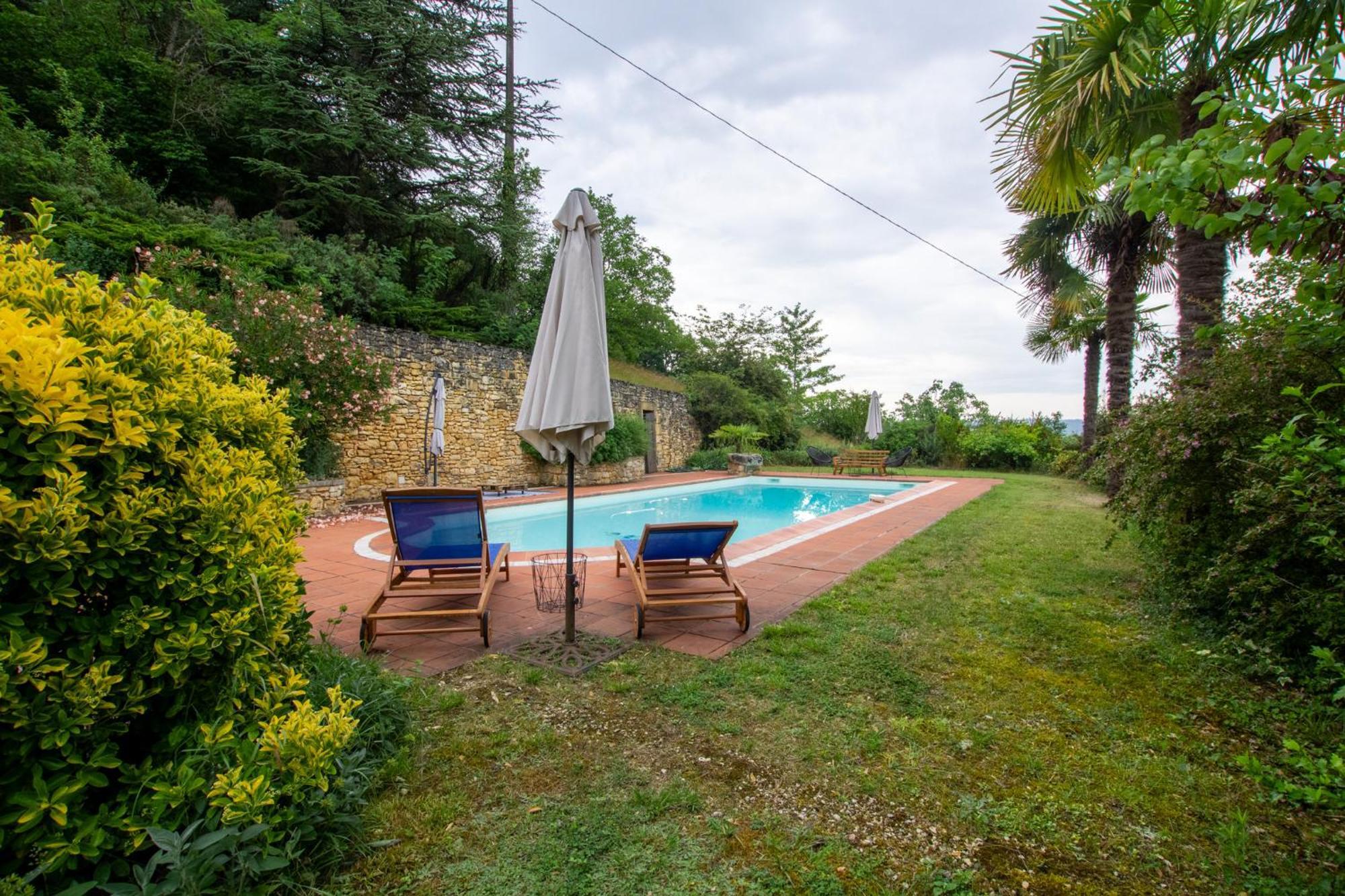 Le Baron Perche Villa Saint-Cyprien  Exteriör bild